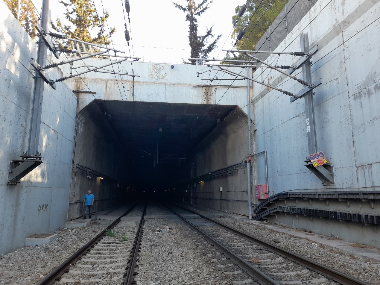 Αξιολόγηση από Κοινοποιημένο Οργανισμό, της συμμόρφωσης των σιδηροδρομικών σηράγγων στα τμήματα γραμμής ΘΡΙΑΣΙΟ - ΙΚΟΝΙΟ, ΑΘΗΝΑ - ΤΙΘΟΡΕΑ, και ΔΟΜΟΚΟΣ - ΘΕΣΣΑΛΟΝΙΚΗ, με τους Κανονισμούς ΕΕ 1299/2014 και 1303/2014, όπως ισχύουν σήμερα (Α.Σ. 290).